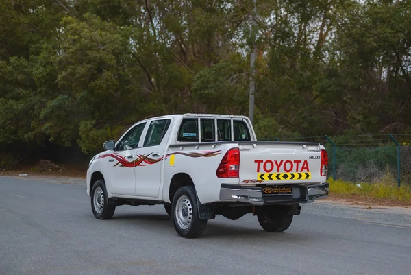 Hilux | Double Cabin 4x4 | Automatic | GCC Specs | Ref#T44166