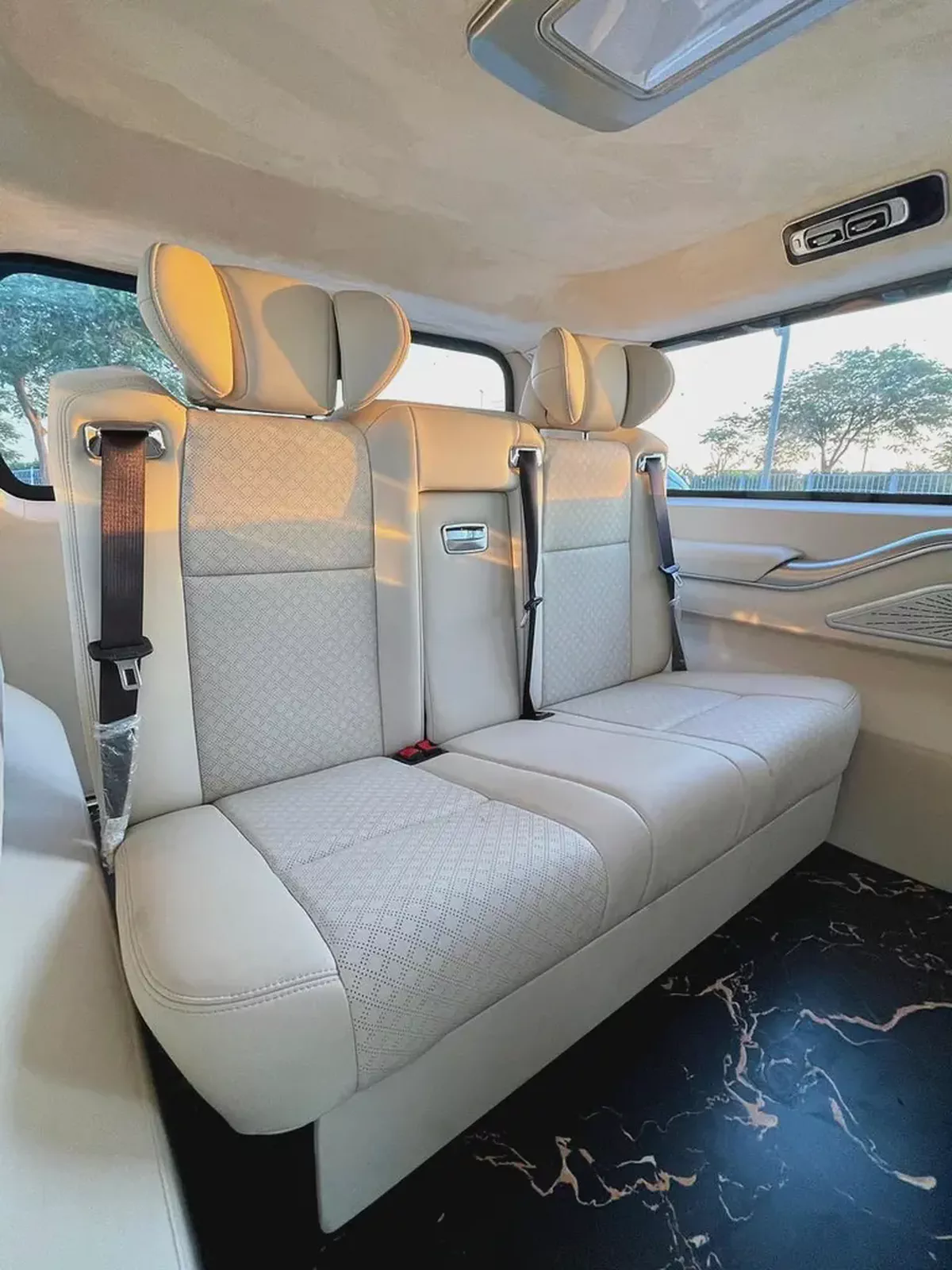 Toyota HiAce 2023 export only-9-9