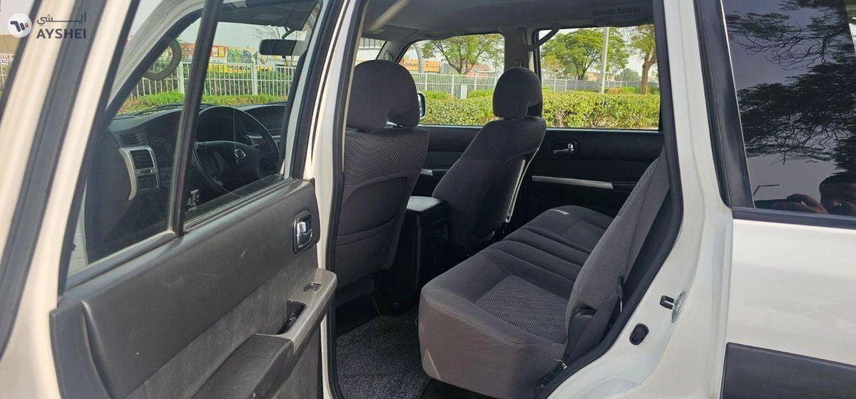 Nissan Patrol Safari GL 4.8L A/T (9 Seater)-2-2