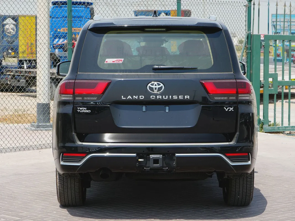 TOYOTA LAND CRUISER VX 3.5L GCC 7-SEATS BRAND NEW 0KM-4-4