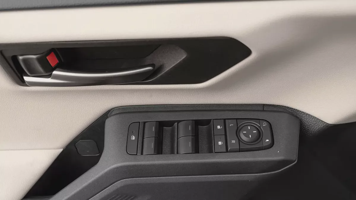 2026 Toyota Rav4 XLE 2.5L AT Hybrid (Gray-Beige)-9-9