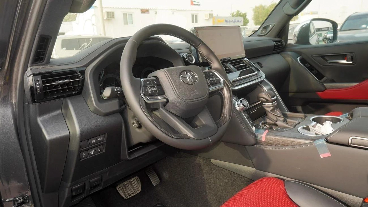 Toyota Land Cruiser VXR TWIN TURBO 3.5L V6