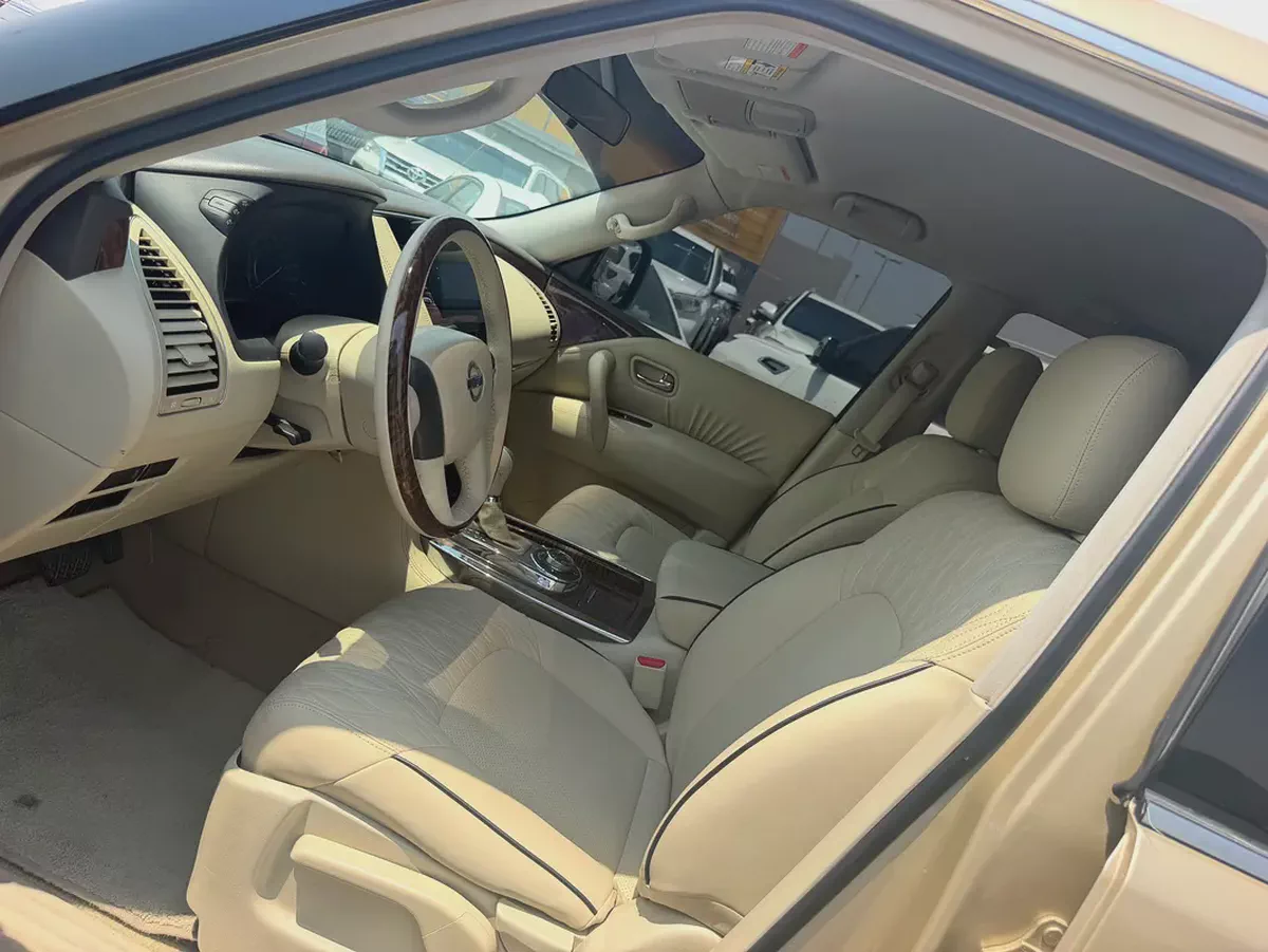 Nissan patrol 2016 look 2020 gold color GacC calen car-1-1