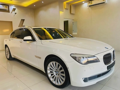 للبيع BMW 739LI موديل 2012 مواصفات خليجية 25000 km-2