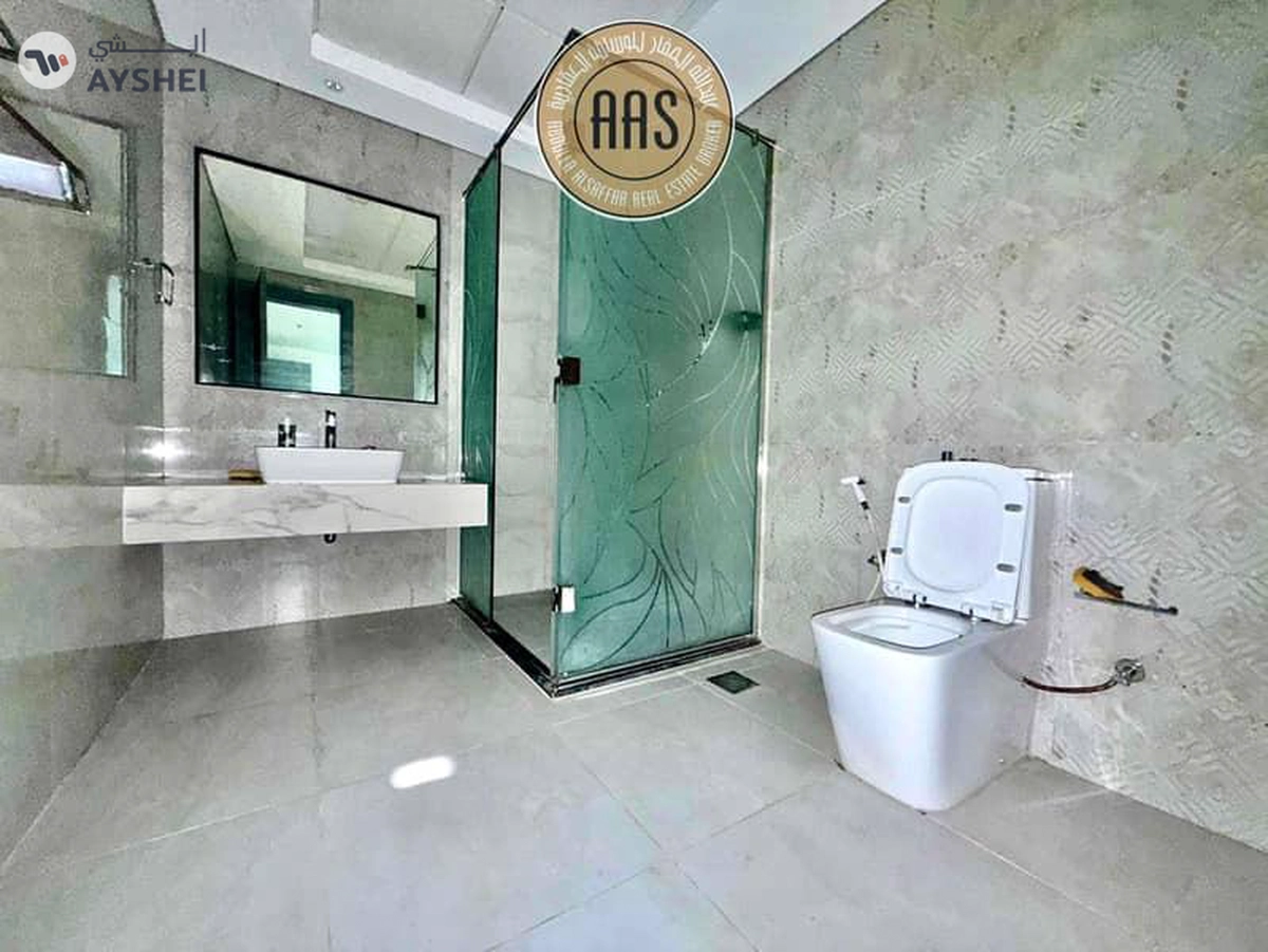 HUGE 2BHK || CLOSED KITCHEN || MAID ROOM || PARKING-10-10