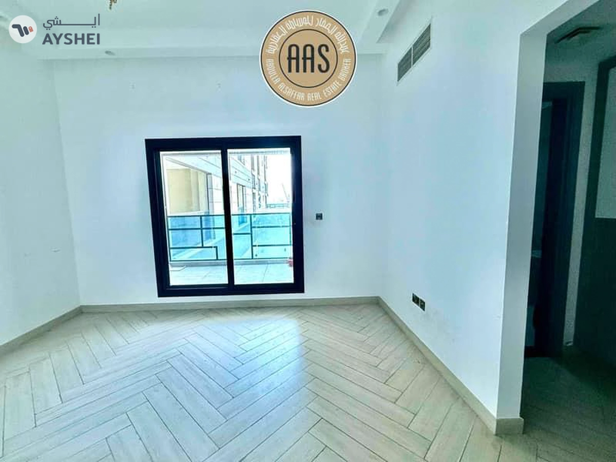 HUGE 2BHK || CLOSED KITCHEN || MAID ROOM || PARKING-5-5