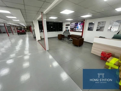 SHOWROOM WAREHOUSE IN Al Quoz, Dubai-4