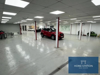 SHOWROOM WAREHOUSE IN Al Quoz, Dubai-5