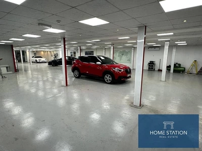 SHOWROOM WAREHOUSE IN Al Quoz, Dubai-7