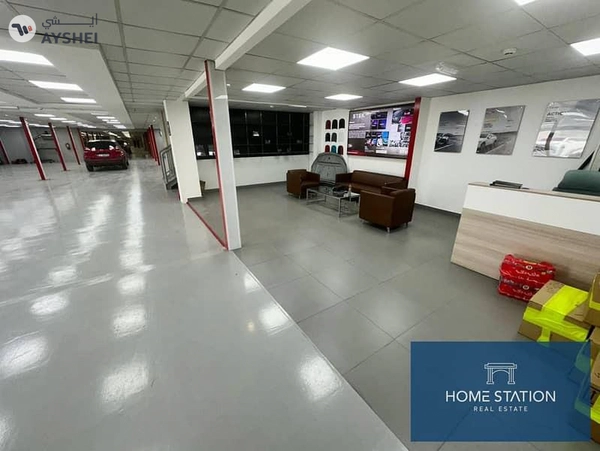 SHOWROOM WAREHOUSE IN Al Quoz, Dubai