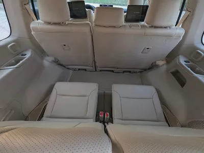 Toyota Land Cruiser VXR 2023 GCC Specs Interior and Exterior Excellent Condition-11