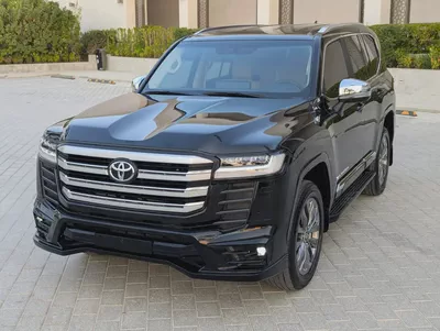Toyota Land Cruiser VXR 2023 GCC Specs Interior and Exterior Excellent Condition-1