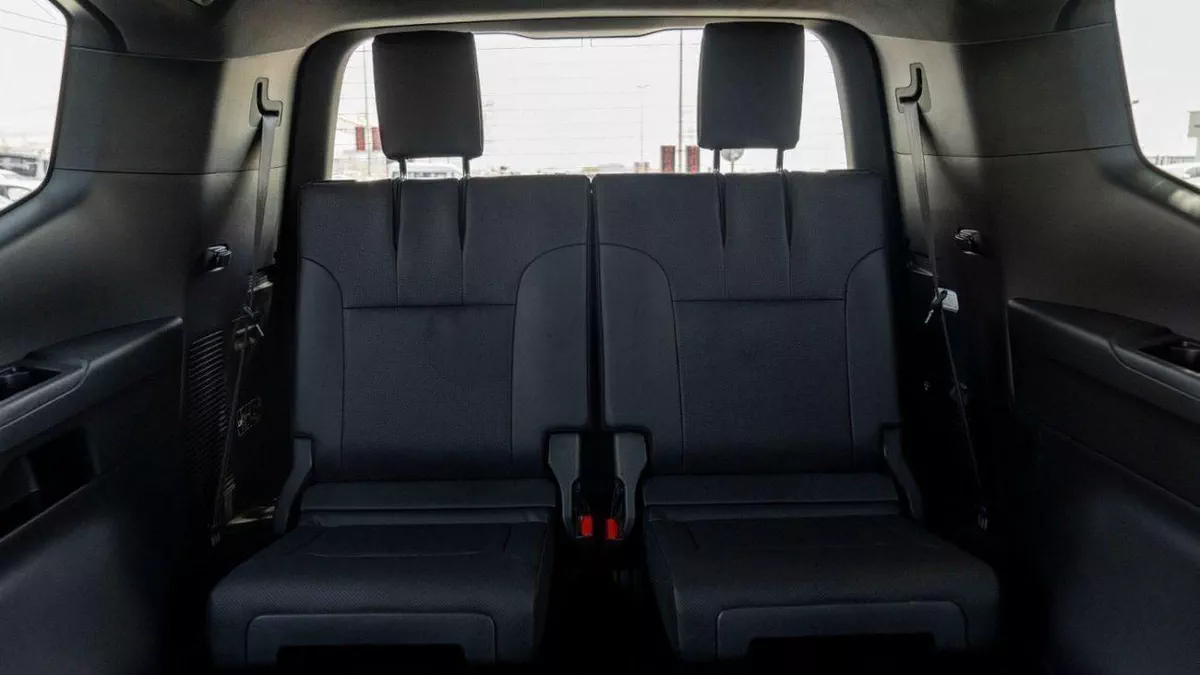 Toyota Land Cruiser VXR vx 4.0-8-0