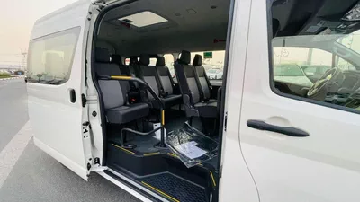 Toyota Hiace GL HIACE 2.8 AUTOMATIC DIESEL-2
