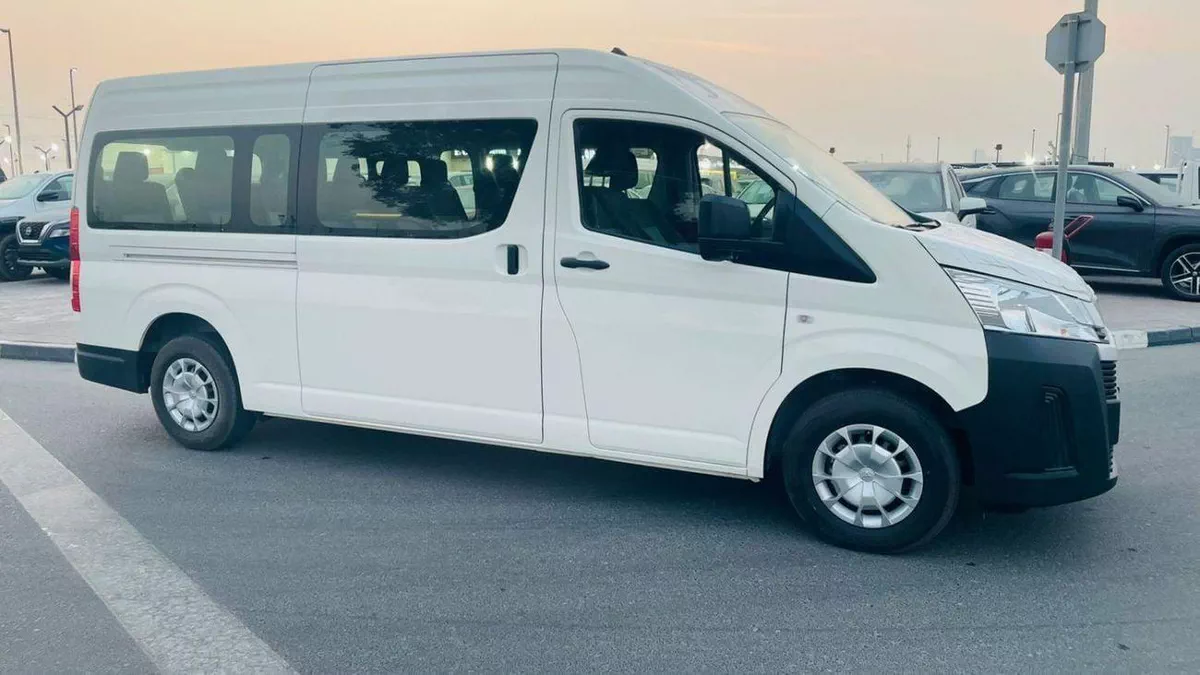 Toyota Hiace GL HIACE 2.8 AUTOMATIC DIESEL