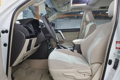 Toyota Prado GXR I 2021 I GCC Specs I FULL SERVICE HISTORY BY ALFUTTAIM I  ACCIDENTS FREE-8