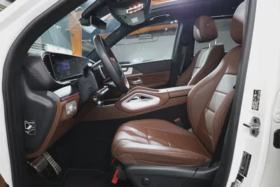 MERCEDES-BENZ GLS 450-NIGHT PACKEG 14000KM ONLY 5 YEAR WARRANTYSERVICE CONTRACT GARGASH-GCC SPE-8