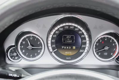 Mercedes-Benz E-Class E 350 - 2012 - Japanese Specs - Pristine Condition-12