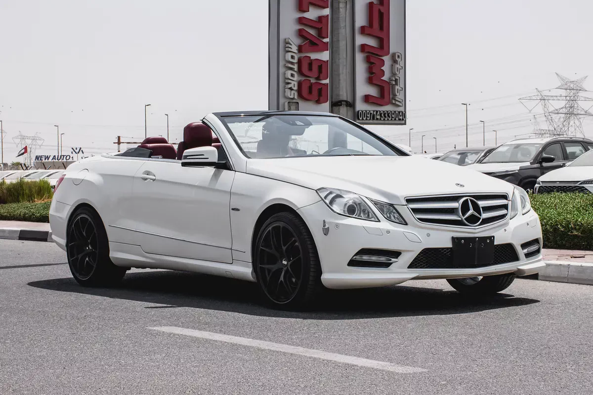 Mercedes-Benz E-Class E 350 - 2012 - Japanese Specs - Pristine Condition
