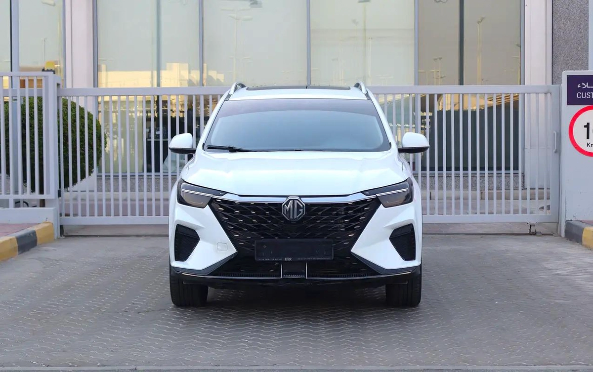 MG RX5 Luxury 2023 GCC Specs - Low Mileage - Full Option-2-2