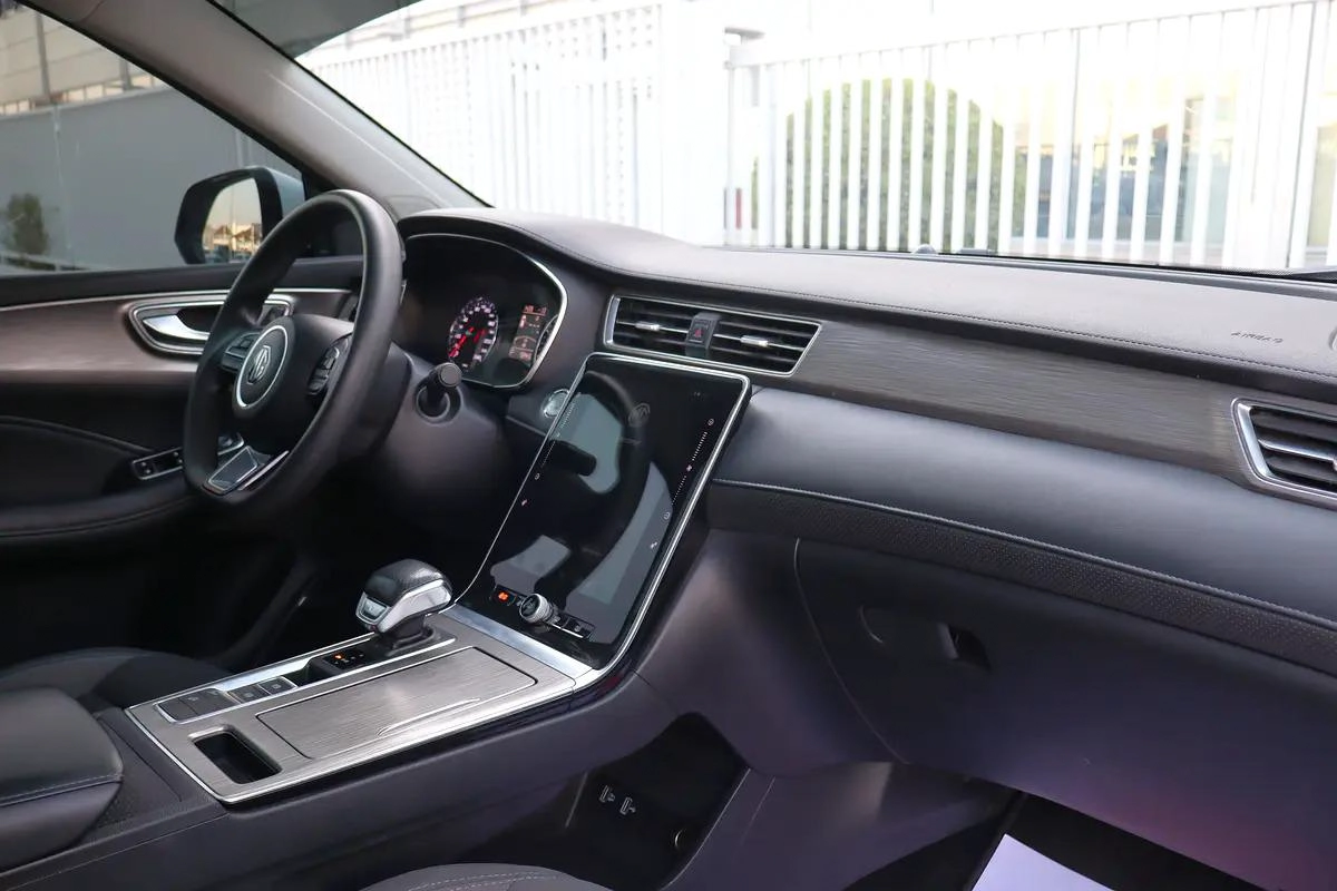 MG RX5 Luxury 2023 GCC Specs - Low Mileage - Full Option-10-10