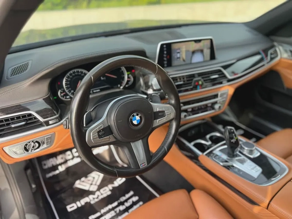 BMW 740LI --M-Kit---GCC--Zero Accident