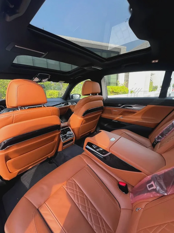 BMW 740LI --M-Kit---GCC--Zero Accident
