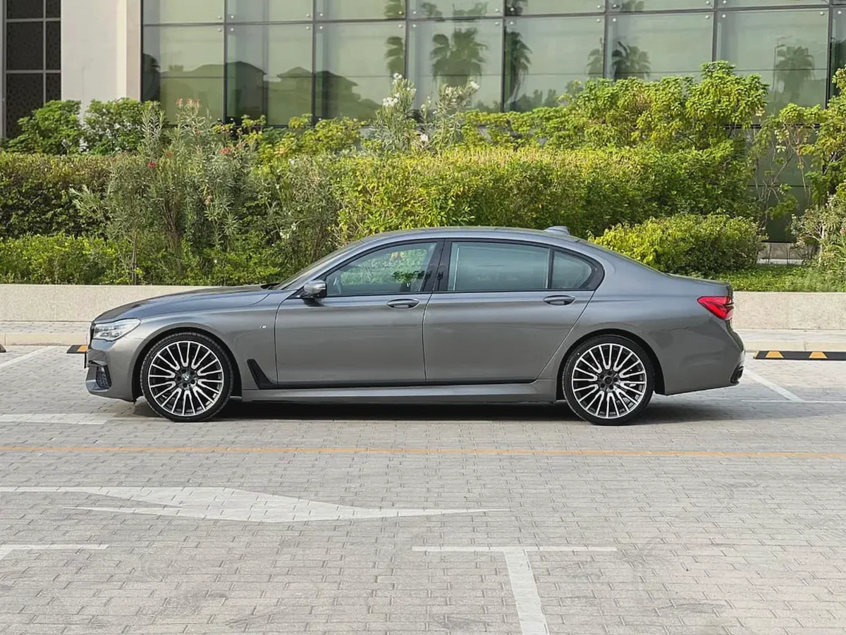 BMW 740LI --M-Kit---GCC--Zero Accident-12-12