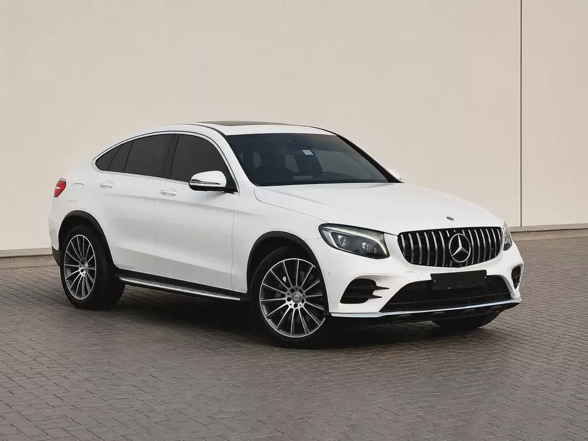 Mercedes-Benz GLC 250 Coupe AMG 2017 - GCC Specs - Pristine Condition-1-1