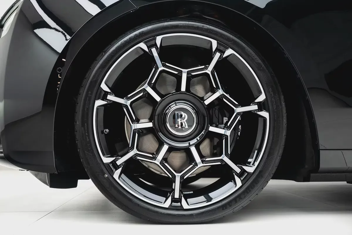 2026 Rolls-Royce Ghost Black Badge | GCC Specs | Brand New Luxury-5-5