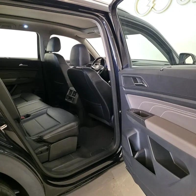AED 822 PM | VOLKSWAGEN TERAMONT 2023 | COMFORTLINE | 7-SEATER | 1 YEAR WARRANTY | GCC-9