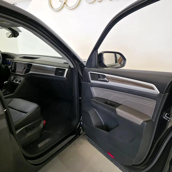 AED 822 PM | VOLKSWAGEN TERAMONT 2023 | COMFORTLINE | 7-SEATER | 1 YEAR WARRANTY | GCC