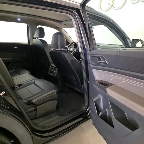 AED 822 PM | VOLKSWAGEN TERAMONT 2023 | COMFORTLINE | 7-SEATER | 1 YEAR WARRANTY | GCC