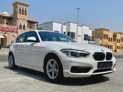 2019 bmw 120i sport line 2.0L  || GCC specs || 4 cylinder turbocharged || accident free-3
