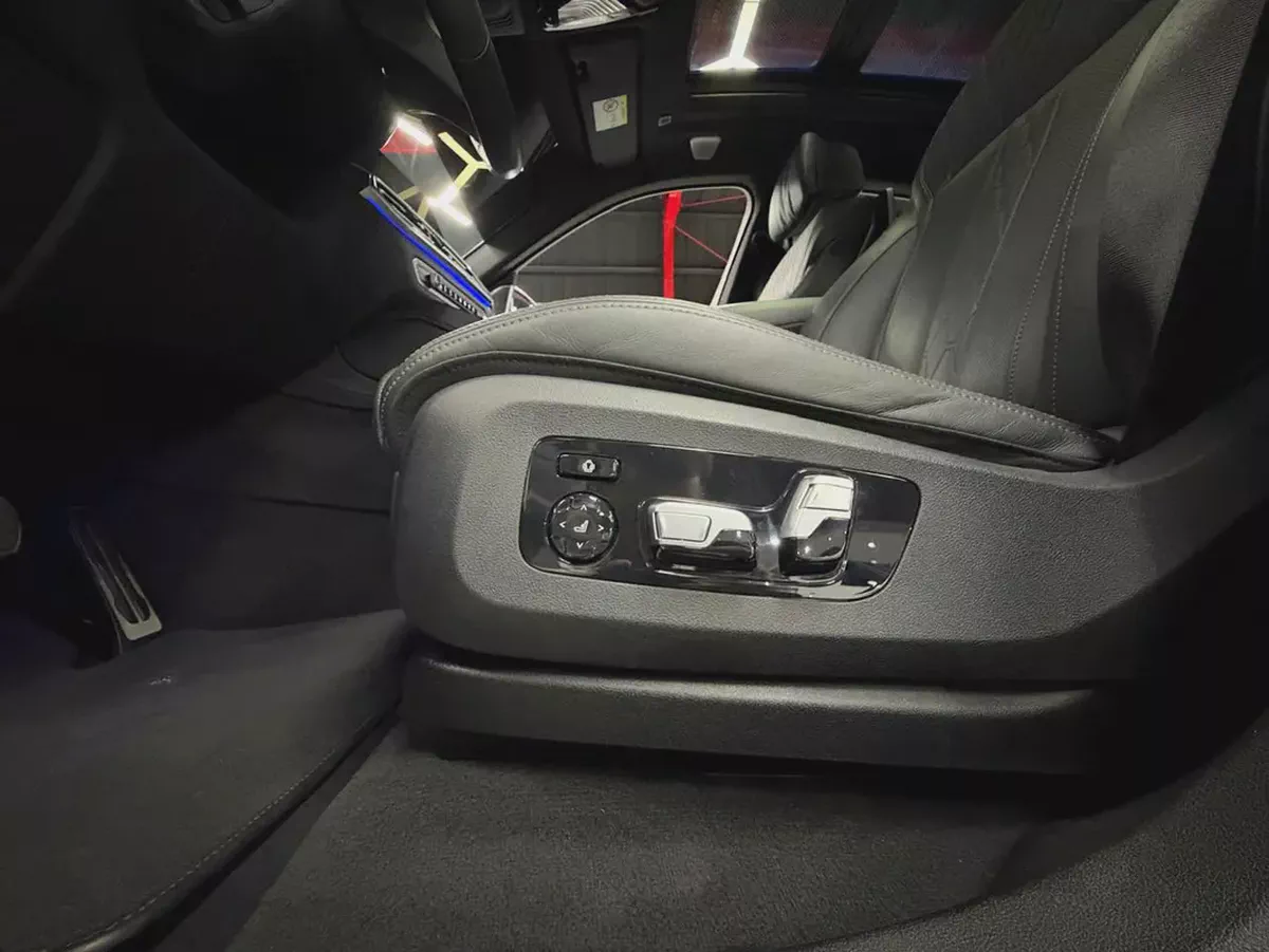 Masterclass - Carbon Edition | Bowers & Wilkins | BMW Service Contract 2028 | GCC-12-12