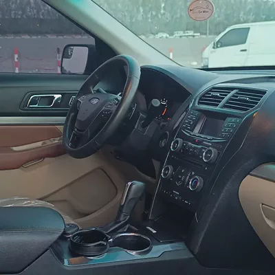 Ford Explorer 2017 GCC Specs - Well Maintained-13
