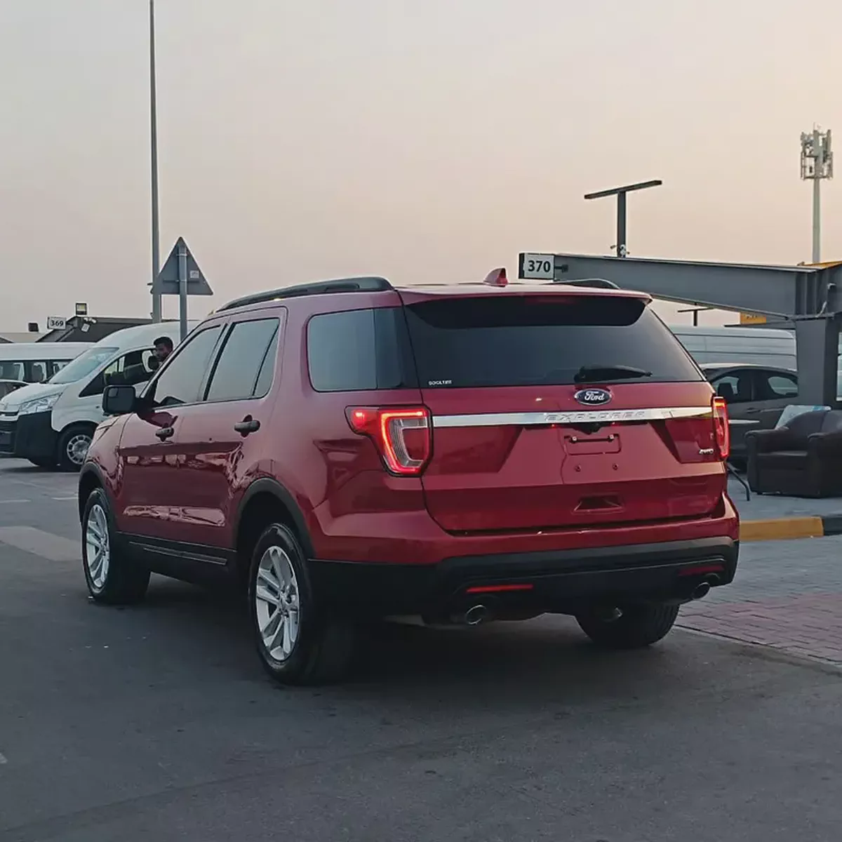 Ford Explorer 2017 GCC Specs - Well Maintained-4-4
