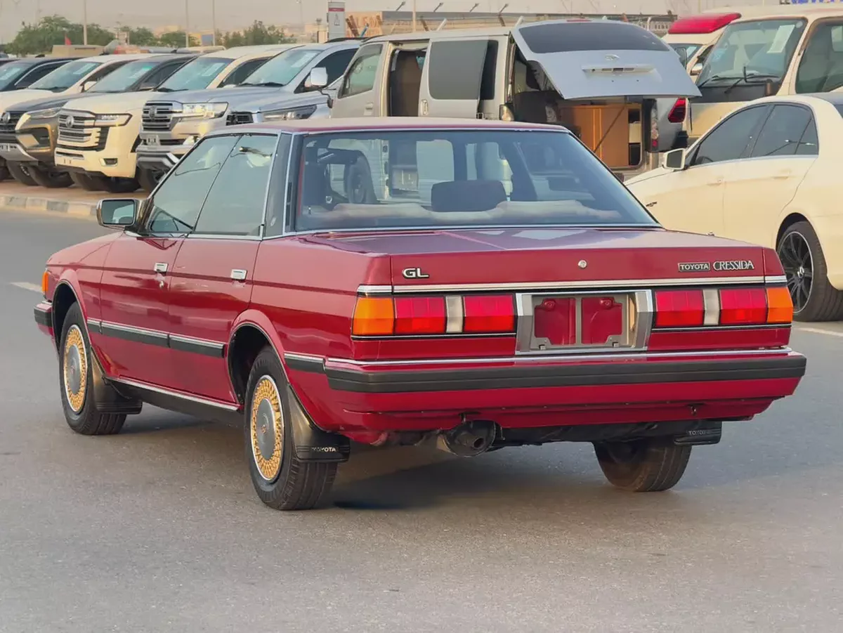 Toyota Cressida 1985 GCC Specs Classic Edition-4-4