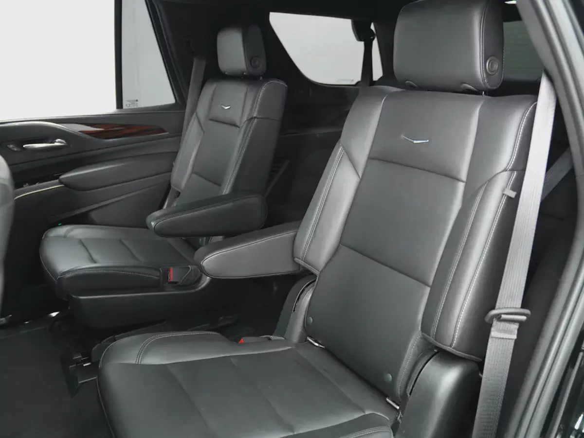 Cadillac Escalade Luxury 2021 GCC Specs - Excellent Condition-12-12
