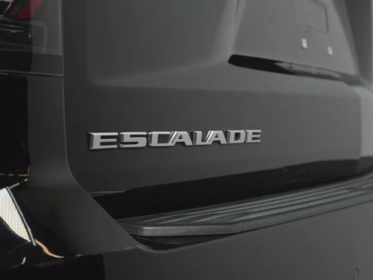 Cadillac Escalade Luxury 2021 GCC Specs - Excellent Condition-16-16