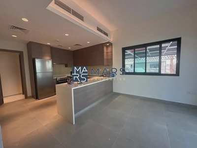 Luxury| Spacious| 3 Bedroom End Unit| With Maid Room| Best Price| Closer to Airport-25
