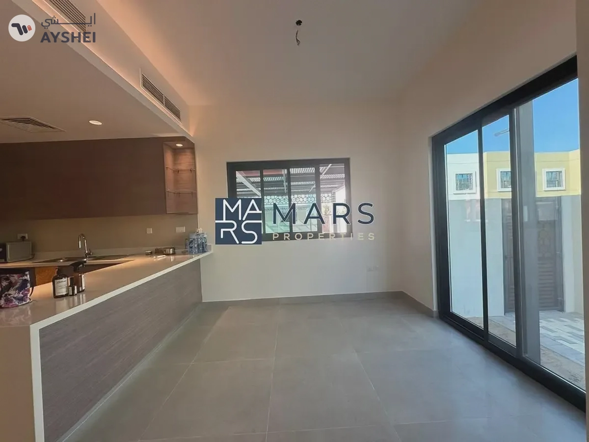 Luxury| Spacious| 3 Bedroom End Unit| With Maid Room| Best Price| Closer to Airport-24-24