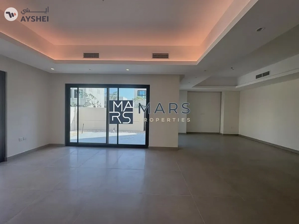 Luxury| Spacious| 3 Bedroom End Unit| With Maid Room| Best Price| Closer to Airport