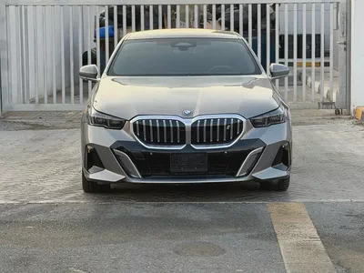2025 BMW i5 eDrive40 - American Specs - Excellent Condition-1