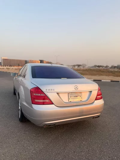 Mercedes Benz S550 2012-10