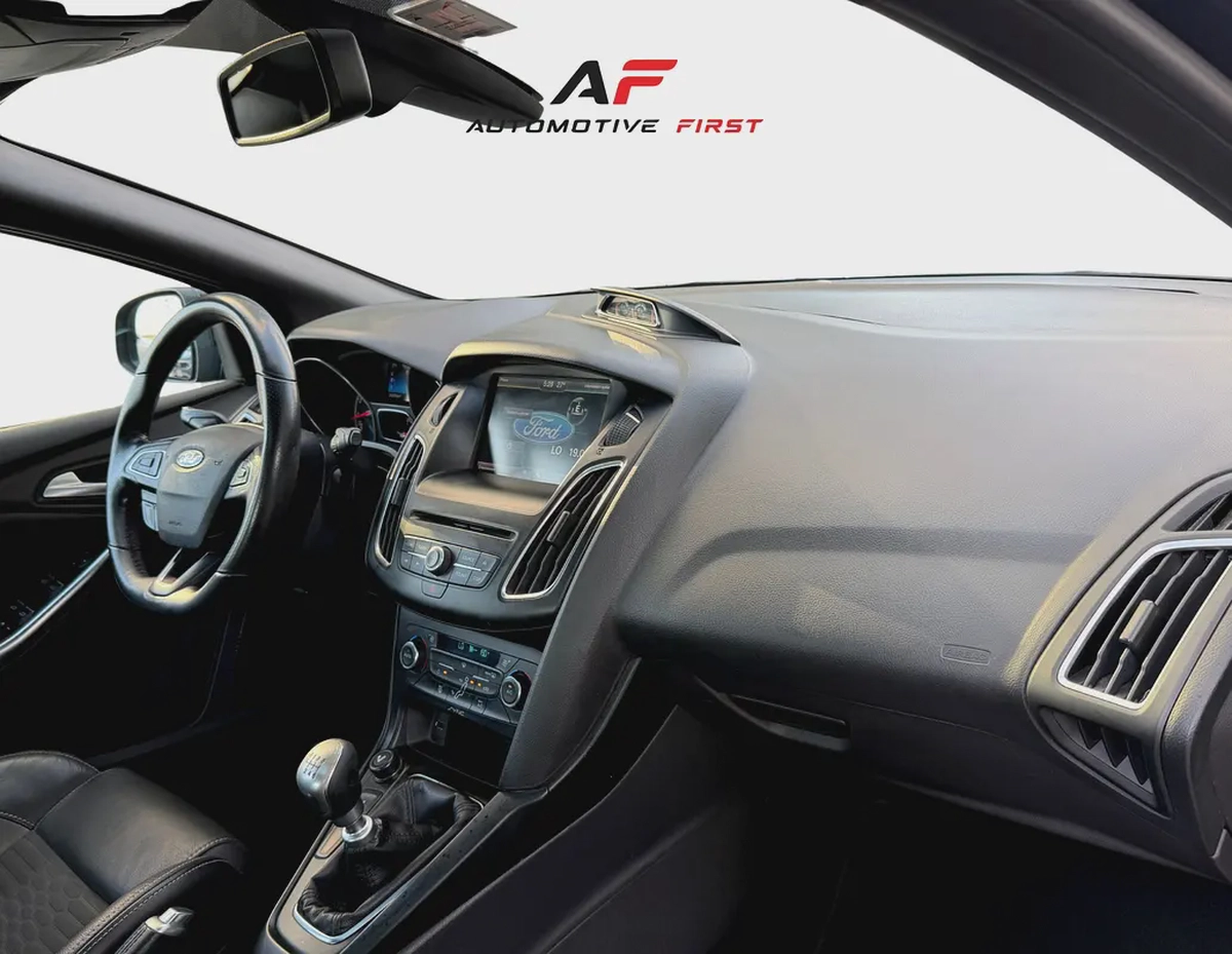 Original Paint | 2015 Ford Focus ST GCC Specs