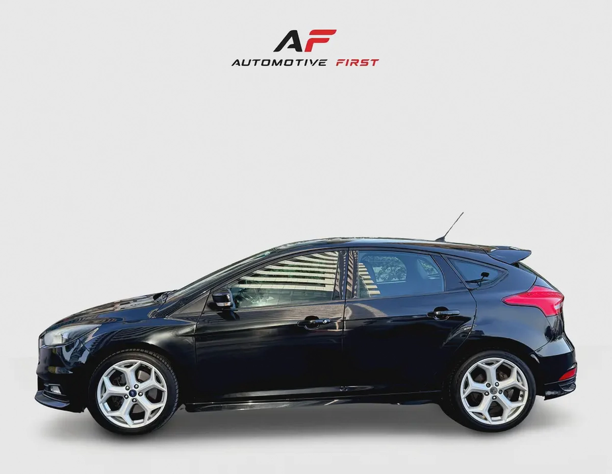 Original Paint | 2015 Ford Focus ST GCC Specs