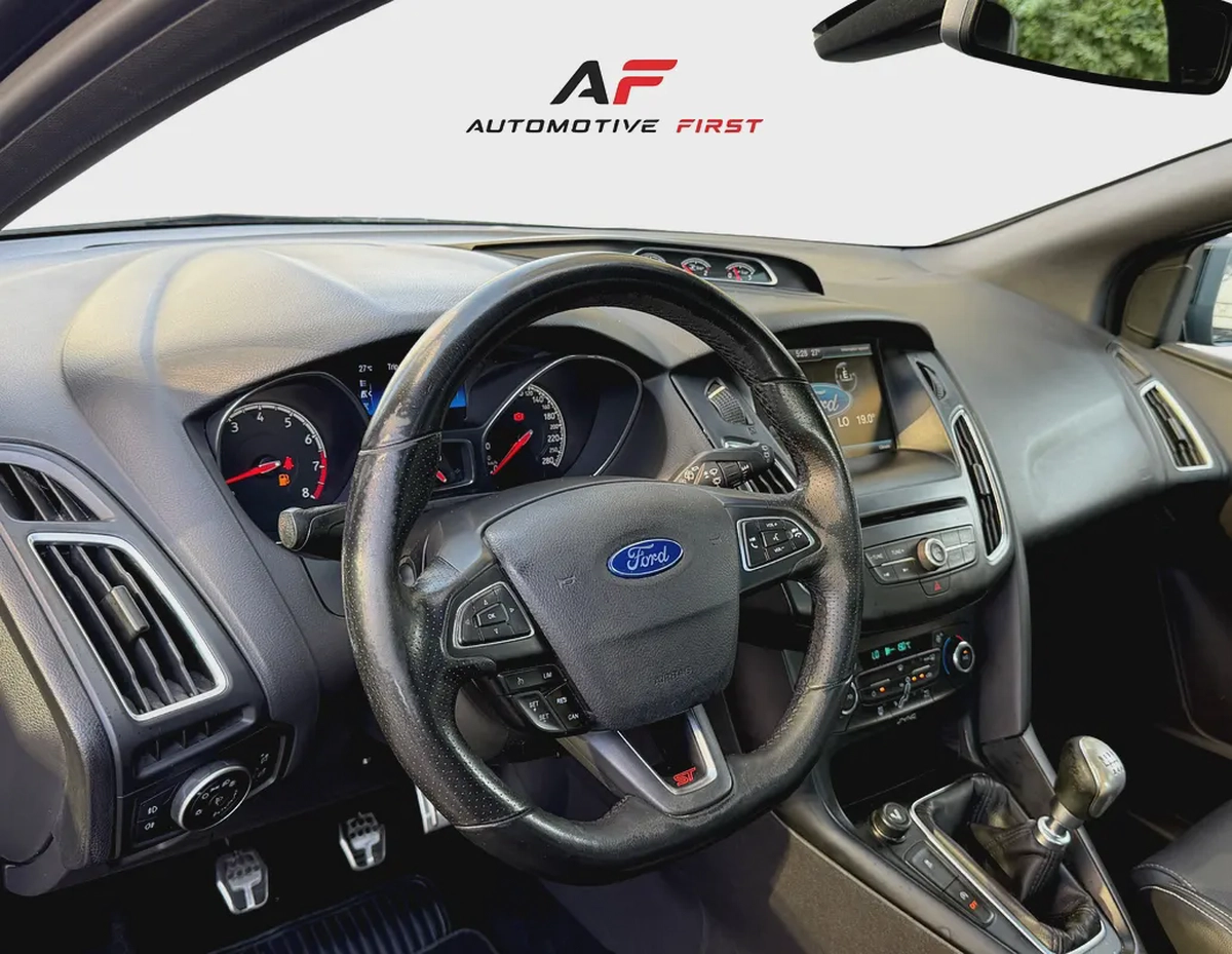 Original Paint | 2015 Ford Focus ST GCC Specs