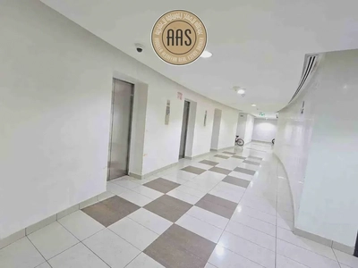 Boulevard View Spacious 2BR+Maid Room !! All Facilities Rent 85k-4