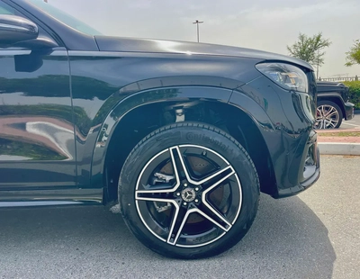 Mercedes-Benz GLS 450 4MATIC 2025 - European Specs-7